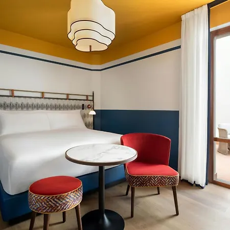 Ermellina Siena, A Tribute Portfolio 4* 시에나