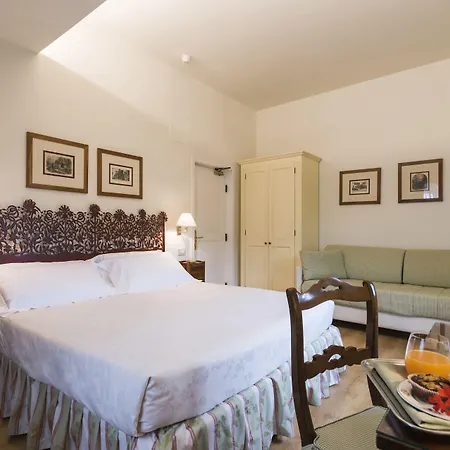 Ermellina Siena, A Tribute Portfolio