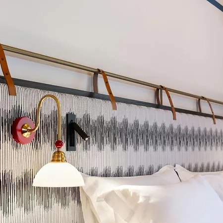 Ermellina Siena, A Tribute Portfolio 4*