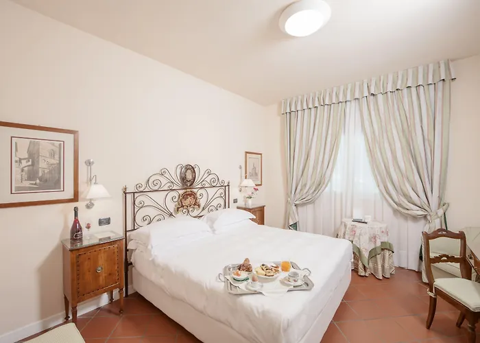 Ermellina Siena, A Tribute Portfolio 4*