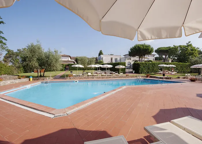 Ermellina Siena, A Tribute Portfolio Siena